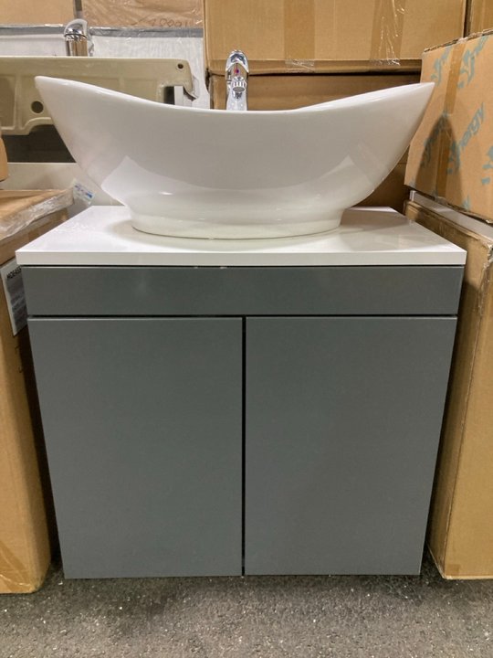 Lot 125  
            Marchington SR19 - Collection 

                
(COLLECTION ONLY) WALL HUNG 2 DOOR COUNTER TOP SINK UNIT IN GLOSS GREY & WHITE 60...