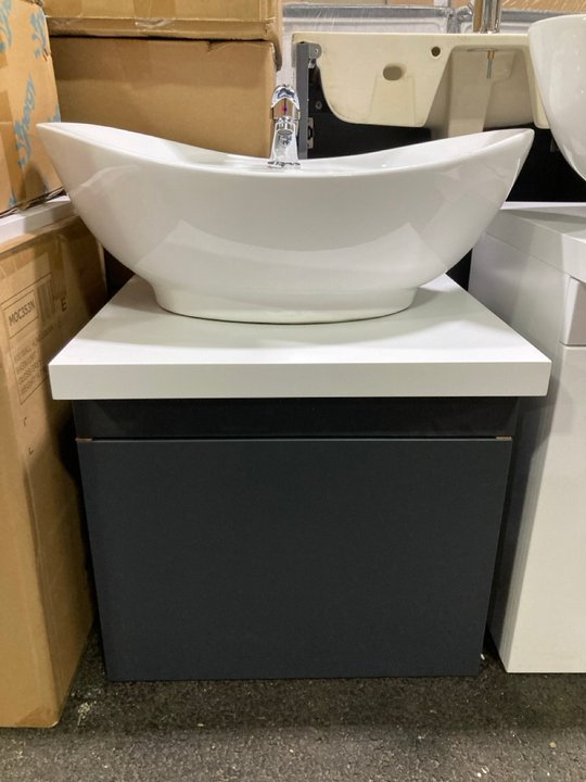 Lot 128  
            Marchington SR19 - Collection 

                
(COLLECTION ONLY) WALL HUNG 1 DRAWER COUNTER TOP SINK UNIT IN ANTHRACITE & WHITE ...