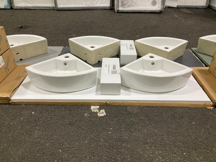 Lot 137  
            Marchington SR19 - Collection 

                
(COLLECTION ONLY) 1210 X 390MM FLOATING SHELF IN WHITE COMPLETE WITH GREY SHELF S...