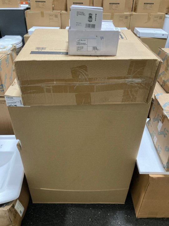 Lot 153  
            Marchington SR19 - Delivery or Collection 

                
FLOOR STANDING 2 DOOR SEMI RECESSED SINK UNIT IN WHITE WITH A 610 X 490MM 1TH CER...