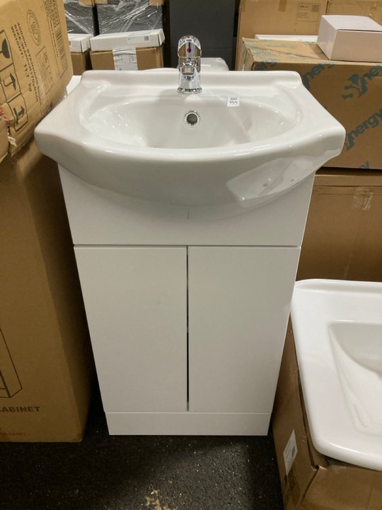 Lot 155  
            Marchington SR19 - Collection 

                
(COLLECTION ONLY) FLOOR STANDING 2 DOOR SEMI RECESSED CLOSET SINK UNIT IN WHITE W...