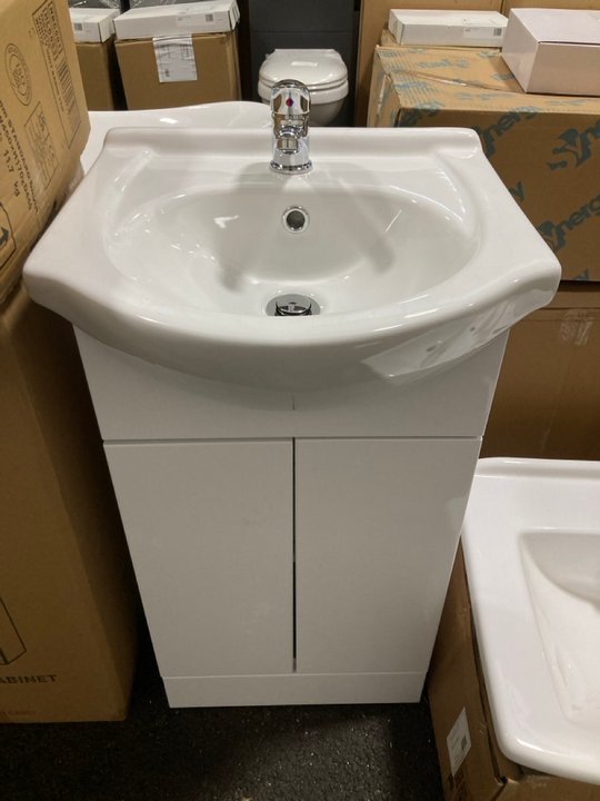 Lot 157  
            Marchington SR19 - Delivery or Collection 

                
FLOOR STANDING 2 DOOR SEMI RECESSED CLOSET SINK UNIT IN WHITE WITH A 460 X 440MM ...
