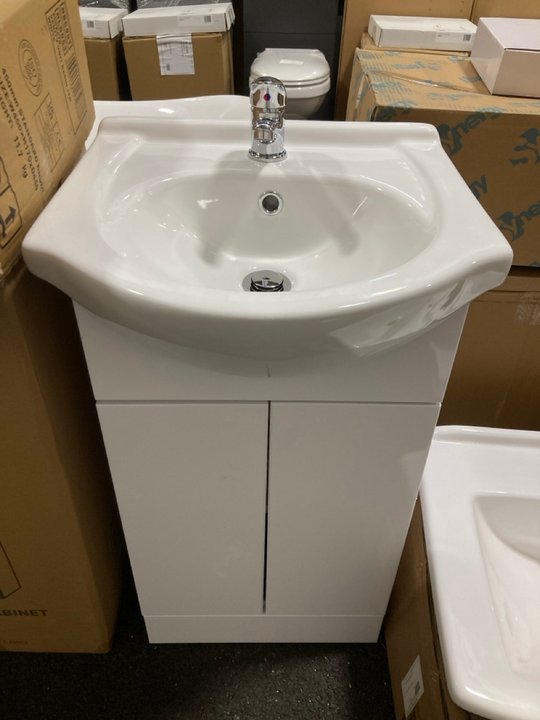 Lot 158  
            Marchington SR19 - Delivery or Collection 

                
FLOOR STANDING 2 DOOR SEMI RECESSED CLOSET SINK UNIT IN WHITE WITH A 460 X 440MM ...