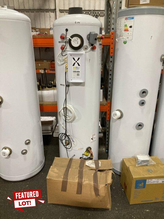 Lot 15  
            Marchington SR19 - Collection 

                
(COLLECTION ONLY) MIXERGY MXD 180L DIRECT SLIM CYLINDER - ORIGINAL RRP £1694: LOC...