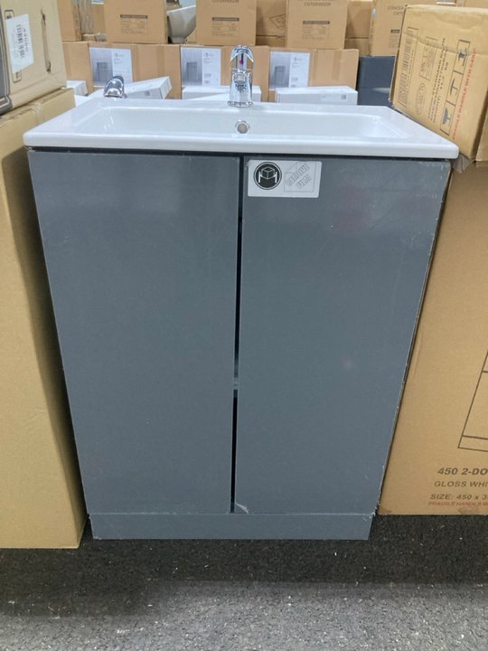 Lot 162  
            Marchington SR19 - Delivery or Collection 

                
FLOOR STANDING 2 DOOR SINK UNIT IN BASALT GREY WITH A 600 X 400MM 1TH CERAMIC BAS...