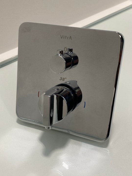 Lot 169  
            Marchington SR19 - Delivery or Collection 

                
VITRA SUIT BUILT IN SHOWER MIXER IN CHROME A42291VUK - ORIGINAL RRP £298: LOCATIO...