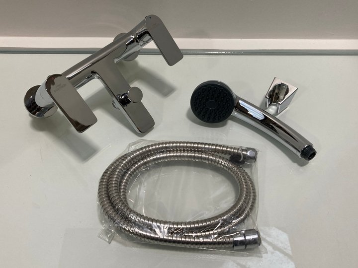 Lot 178  
            Marchington SR19 - Delivery or Collection 

                
DECK MOUNTED BSM IN CHROME WITH SHOWER HANDSET, HOSE & WALL MOUNTING BRACKET - OR...