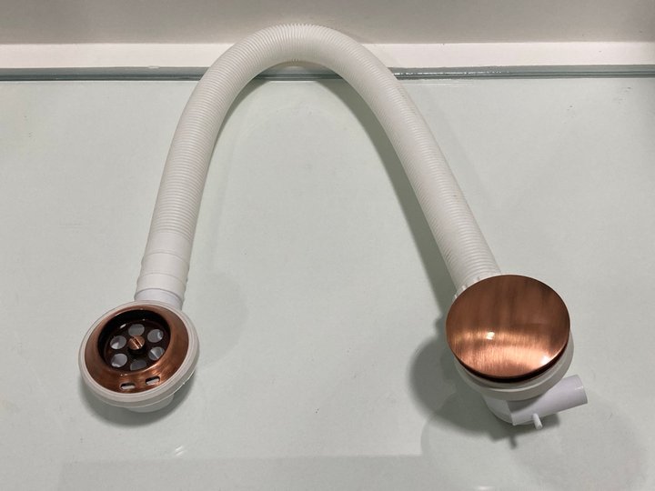 Lot 225  
            Marchington SR19 - Delivery or Collection 

                
BATH SPRUNG WASTE & OVERFLOW IN COPPER - ORIGINAL RRP £90: LOCATION - RACKING 1