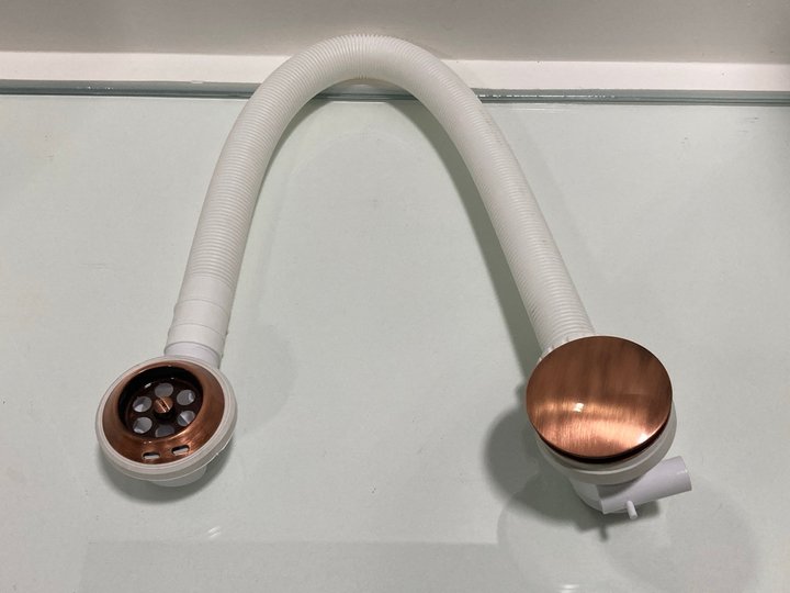 Lot 226  
            Marchington SR19 - Delivery or Collection 

                
BATH SPRUNG WASTE & OVERFLOW IN COPPER - ORIGINAL RRP £90: LOCATION - RACKING 1