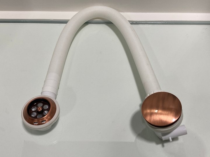 Lot 231  
            Marchington SR19 - Delivery or Collection 

                
BATH SPRUNG WASTE & OVERFLOW IN COPPER - ORIGINAL RRP £90: LOCATION - RACKING 1