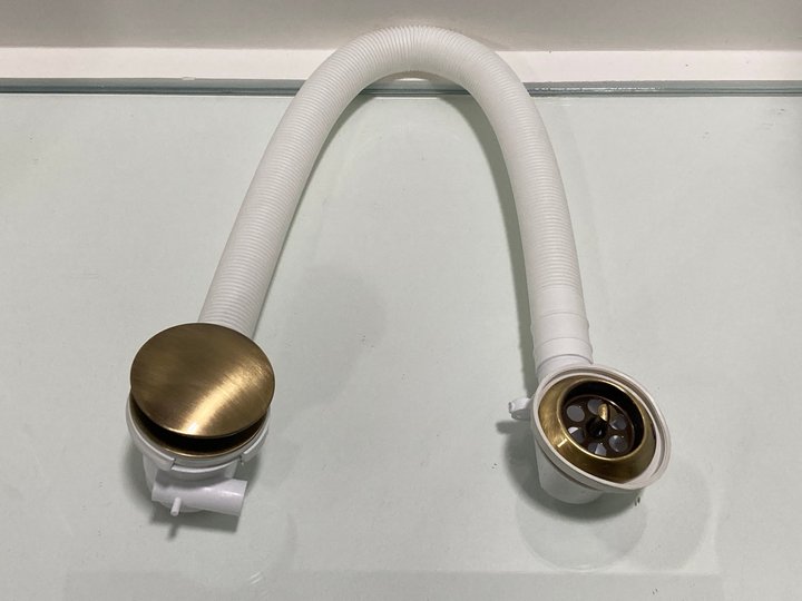 Lot 237  
            Marchington SR19 - Delivery or Collection 

                
BATH SPRUNG WASTE & OVERFLOW IN BRONZE - ORIGINAL RRP £90: LOCATION - RACKING 1