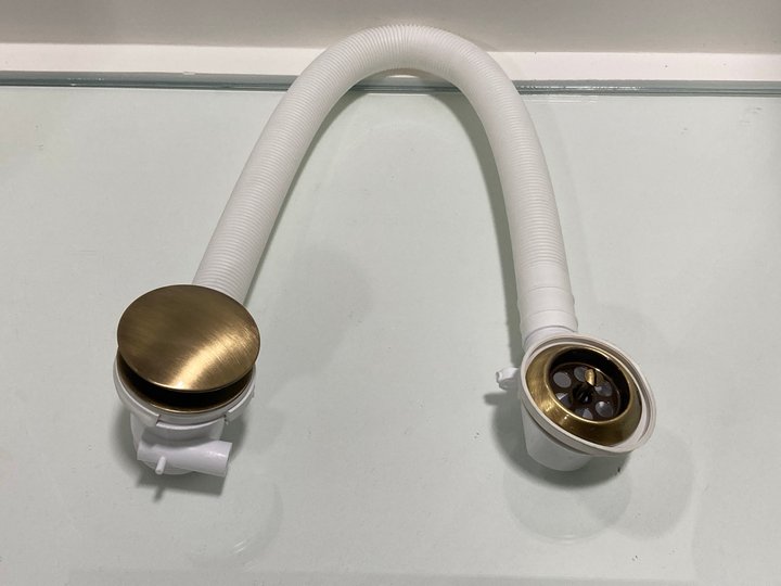 Lot 242  
            Marchington SR19 - Delivery or Collection 

                
BATH SPRUNG WASTE & OVERFLOW IN BRONZE - ORIGINAL RRP £90: LOCATION - RACKING 1