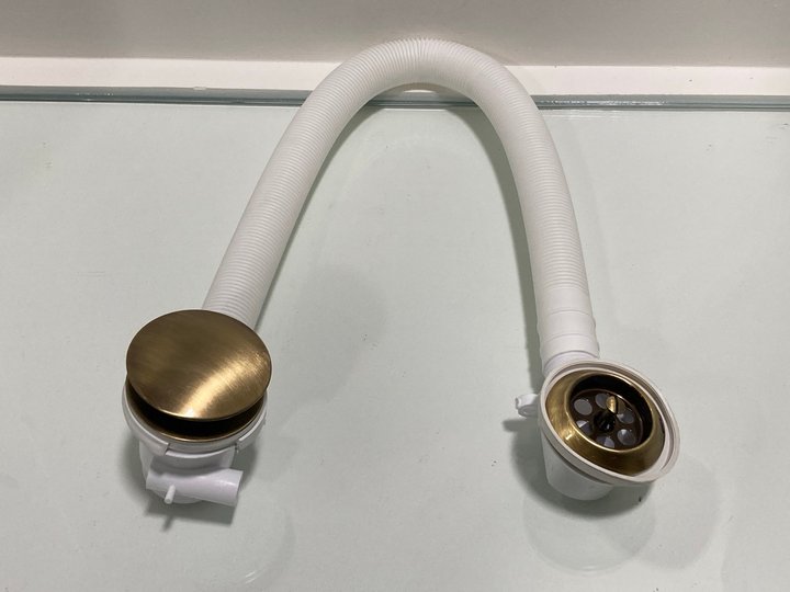 Lot 245  
            Marchington SR19 - Delivery or Collection 

                
BATH SPRUNG WASTE & OVERFLOW IN BRONZE - ORIGINAL RRP £90: LOCATION - RACKING 1