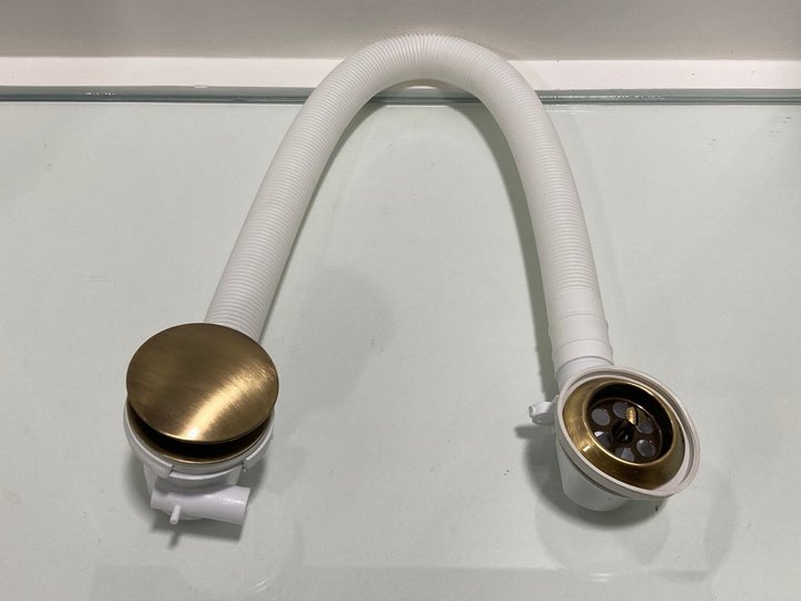 Lot 247  
            Marchington SR19 - Delivery or Collection 

                
BATH SPRUNG WASTE & OVERFLOW IN BRONZE - ORIGINAL RRP £90: LOCATION - RACKING 1