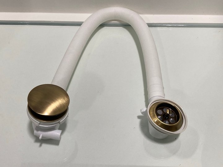 Lot 248  
            Marchington SR19 - Delivery or Collection 

                
BATH SPRUNG WASTE & OVERFLOW IN BRONZE - ORIGINAL RRP £90: LOCATION - RACKING 1