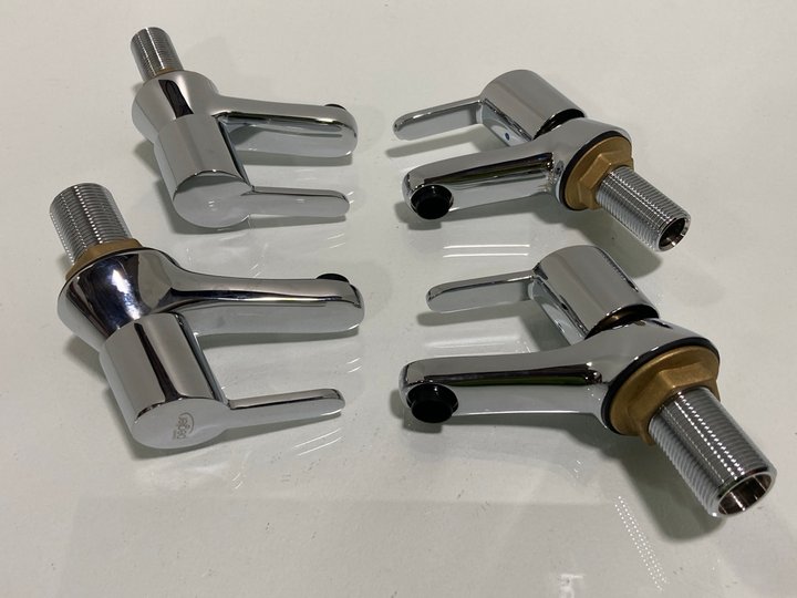 Lot 263  
            Marchington SR19 - Delivery or Collection 

                
SET OF ALL CHROME BATH/BASIN PILLAR TAPS - ORIGINAL RRP £210: LOCATION - RACKING 1
