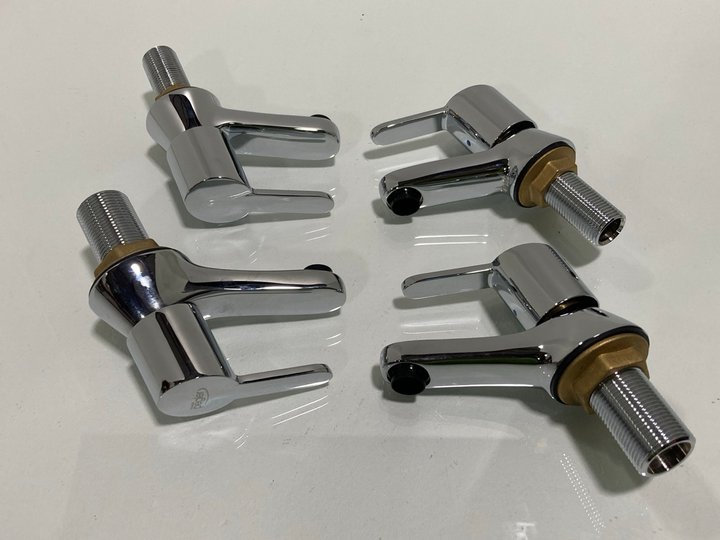 Lot 264  
            Marchington SR19 - Delivery or Collection 

                
SET OF ALL CHROME BATH/BASIN PILLAR TAPS - ORIGINAL RRP £210: LOCATION - RACKING 1