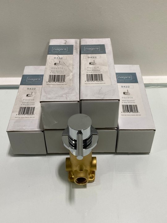 Lot 276  
            Marchington SR19 - Delivery or Collection 

                
QTY OF NIAGARA EQUATE WALL MOUNTED 3 WAY DIVERTERS IN CHROME - ORIGINAL RRP £180:...