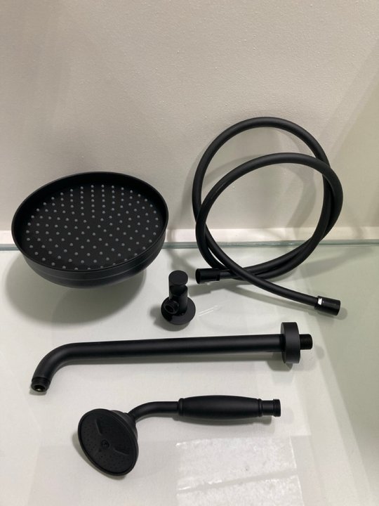 Lot 290  
            Marchington SR19 - Delivery or Collection 

                
TRADITIONAL ROSE SHOWER HEAD IN BLACK WITH WALL MOUNTED ARM WITH SHOWER HANDSET, ...