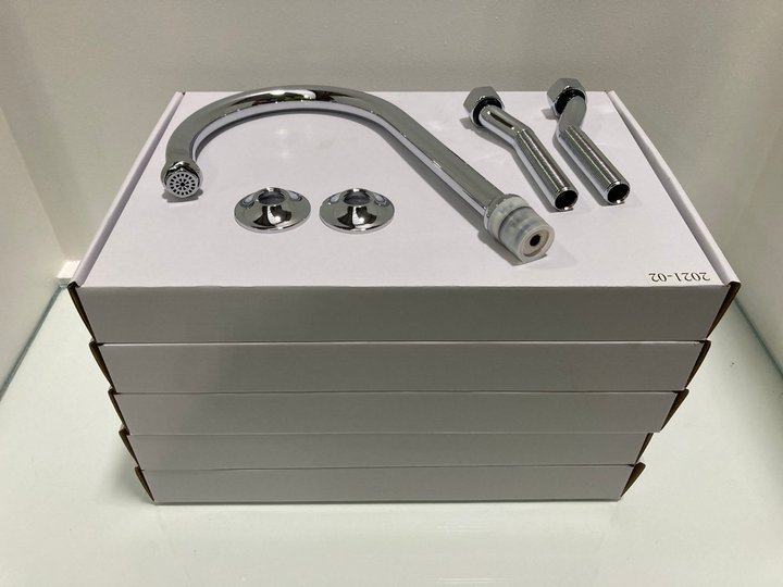 Lot 301  
            Marchington SR19 - Delivery or Collection 

                
5 X CHROME TAP FITTINGS: LOCATION - RACKING 1
