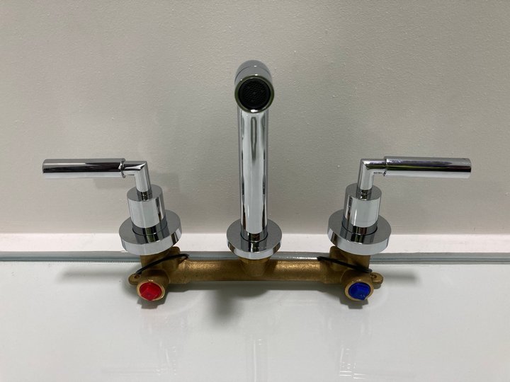 Lot 310  
            Marchington SR19 - Delivery or Collection 

                
WALL MOUNTED 3 HOLE BASIN MIXER IN CHROME - ORIGINAL RRP £255: LOCATION - RACKING 1