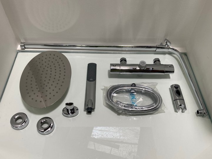 Lot 311  
            Marchington SR19 - Delivery or Collection 

                
THERMOSTATIC BAR SHOWER VALVE IN CHROME WITH RISER RAIL, OVAL FIXED SHOWER HEAD, ...