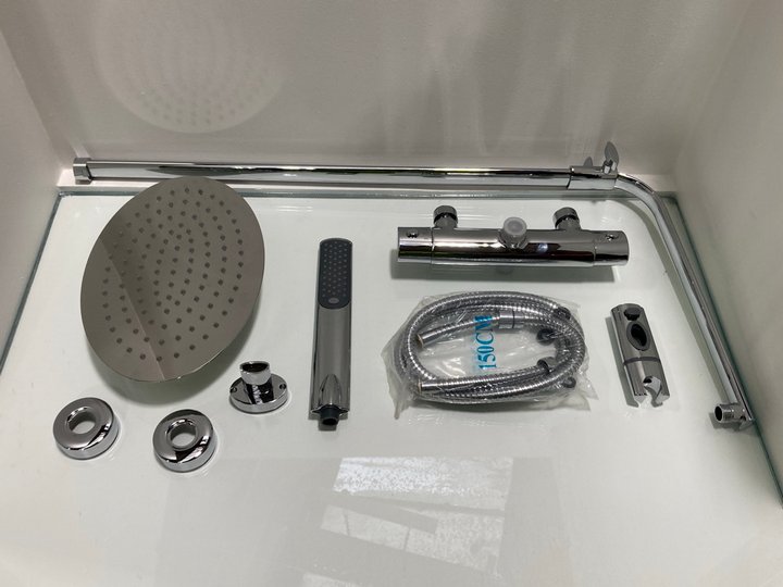 Lot 312  
            Marchington SR19 - Delivery or Collection 

                
THERMOSTATIC BAR SHOWER VALVE IN CHROME WITH RISER RAIL, OVAL FIXED SHOWER HEAD, ...