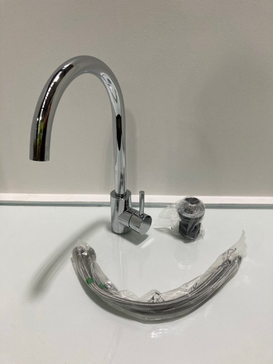 Lot 321  
            Marchington SR19 - Delivery or Collection 

                
MONO KITCHEN SINK MIXER TAP IN CHROME WITH SWIVEL SPOUT - ORIGINAL RRP £180: LOCA...