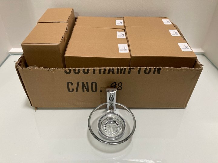 Lot 346  
            Marchington SR19 - Delivery or Collection 

                
QTY OF WALL MOUNTED CHROME AND GLASS SOAP DISHES - ORIGINAL RRP £240: LOCATION - ...