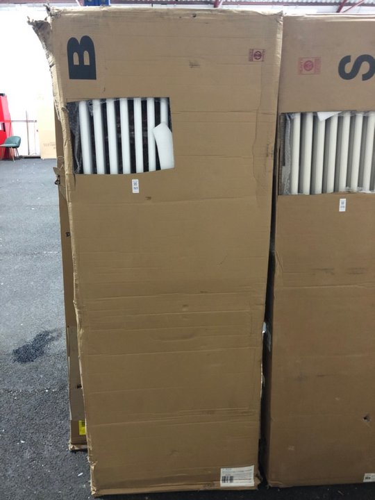 Lot 369  
            Marchington SR19 - Delivery or Collection 

                
TRADITIONAL VERTICAL 14 X 3 COLUMN CAST IRON STYLE RADIATOR IN WHITE 1800 X 650MM...