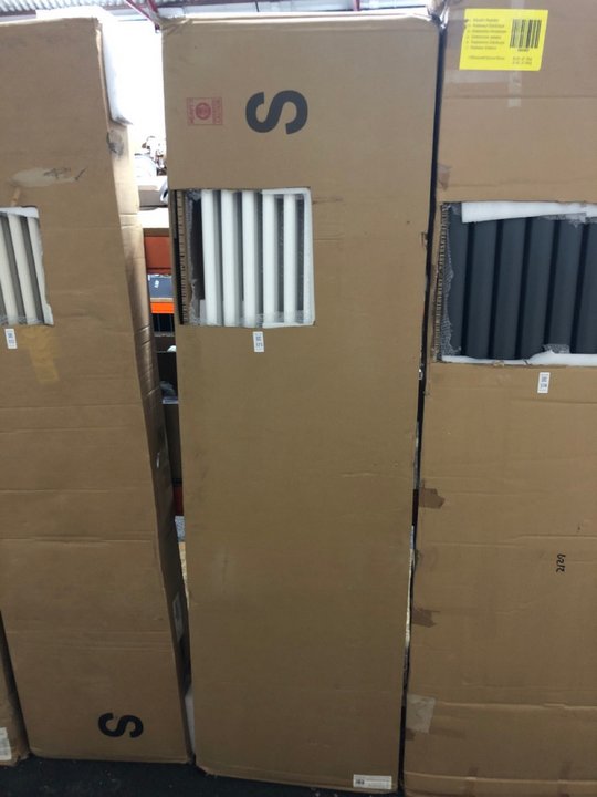 Lot 373  
            Marchington SR19 - Delivery or Collection 

                
TRADITIONAL VERTICAL 10 X 3 COLUMN CAST IRON STYLE RADIATOR IN WHITE 1800 X 470MM...