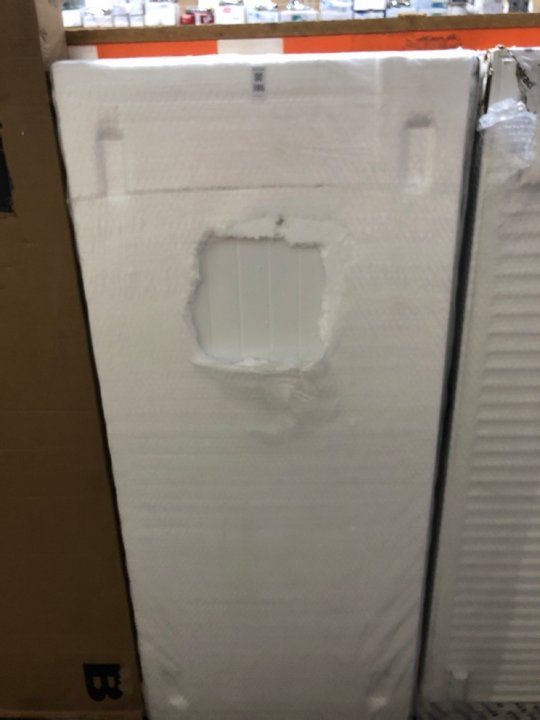 Lot 386  
            Marchington SR19 - Delivery or Collection 

                
STELRAD DECOR PANEL DOUBLE COMPACT RADIATOR 1400 X 600MM - ORIGINAL RRP £465: LOC...