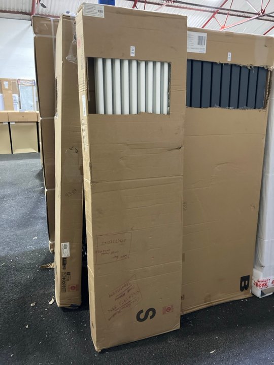 Lot 392  
            Marchington SR19 - Delivery or Collection 

                
TRADITIONAL VERTICAL 10 X 3 COLUMN CAST IRON STYLE RADIATOR IN WHITE 1800 X 470MM...