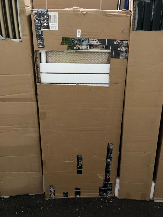 Lot 401  
            Marchington SR19 - Delivery or Collection 

                
WHITE FLAT PANEL HEATED TOWEL RADIATOR 1500 X 600MM - ORIGINAL RRP £460: LOCATION...