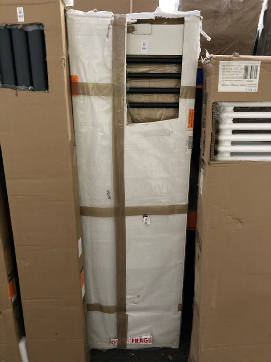 Lot 404  
            Marchington SR19 - Delivery or Collection 

                
BLACK STRAIGHT TUBED HEATED TOWEL RADIATOR 1600 X 500MM - ORIGINAL RRP £410: LOCA...