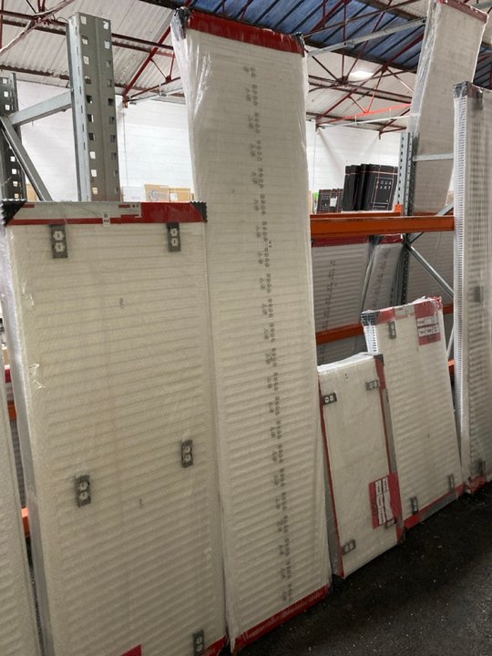 Lot 445  
            Marchington SR19 - Delivery or Collection 

                
KRAD SINGLE COMPACT RADIATOR 2200 X 500MM - ORIGINAL RRP £325: LOCATION - B6 ISLAND