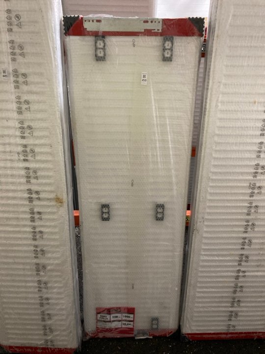 Lot 450  
            Marchington SR19 - Delivery or Collection 

                
KRAD PANEL PLUS COMPACT RADIATOR 1600 X 500MM - ORIGINAL RRP £435: LOCATION - B6 ...