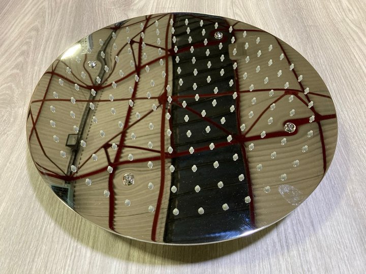 Lot 482  
            Marchington SR19 - Delivery or Collection 

                
400MM DIAM CEILING MOUNTED FIXED SHOWER HEAD IN CHROME - ORIGINAL RRP £185: LOCAT...