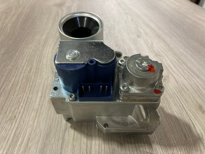 Lot 502  
            Marchington SR19 - Delivery or Collection 

                
VAILLANT GAS SECTION 0020110995 - ORIGINAL RRP £238: LOCATION - RACKING 2