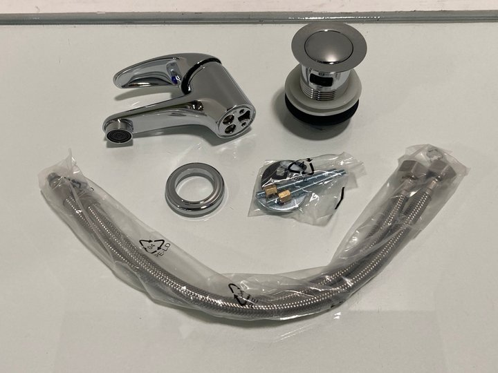 Lot 514  
            Marchington SR19 - Delivery or Collection 

                
MONO BASIN MIXER TAP & CHROME SPRUNG WASTE - ORIGINAL RRP £195: LOCATION - RACKING 2