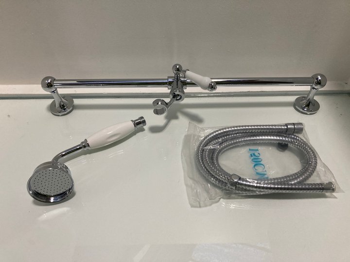Lot 516  
            Marchington SR19 - Delivery or Collection 

                
TRADITIONAL SHOWER SLIDE RAIL: LOCATION - RACKING 2