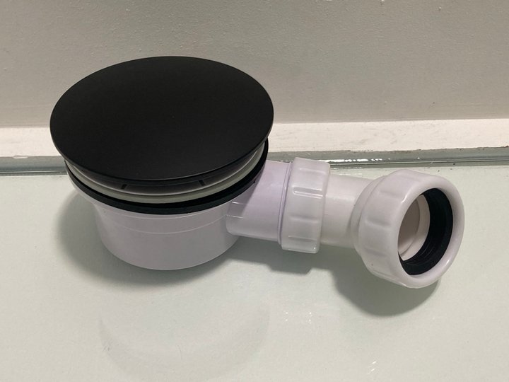 Lot 523  
            Marchington SR19 - Delivery or Collection 

                
90MM FAST FLOW SHOWER WASTE IN BLACK WITH OUTLET ELBOW - ORIGINAL RRP £95: LOCATI...