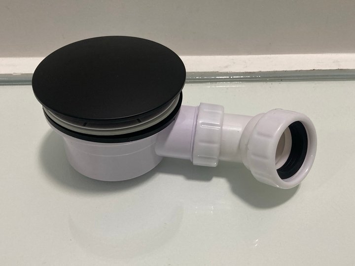 Lot 529  
            Marchington SR19 - Delivery or Collection 

                
90MM FAST FLOW SHOWER WASTE IN BLACK WITH OUTLET ELBOW - ORIGINAL RRP £95: LOCATI...