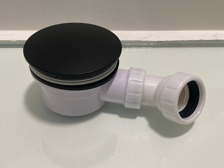 Lot 531  
            Marchington SR19 - Delivery or Collection 

                
90MM FAST FLOW SHOWER WASTE IN BLACK WITH OUTLET ELBOW - ORIGINAL RRP £95: LOCATI...