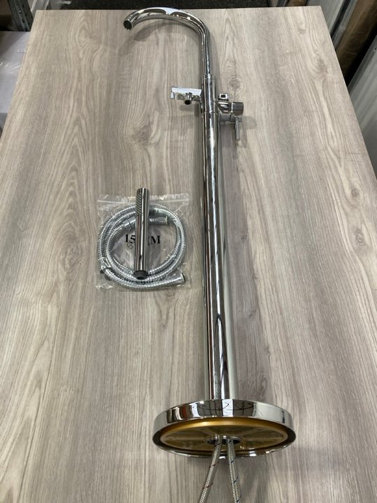 Lot 581  
            Marchington SR19 - Delivery or Collection 

                
FREE STANDING BSM IN CHROME WITH PENCIL STYLE HANDSET & HOSE - ORIGINAL RRP £680:...