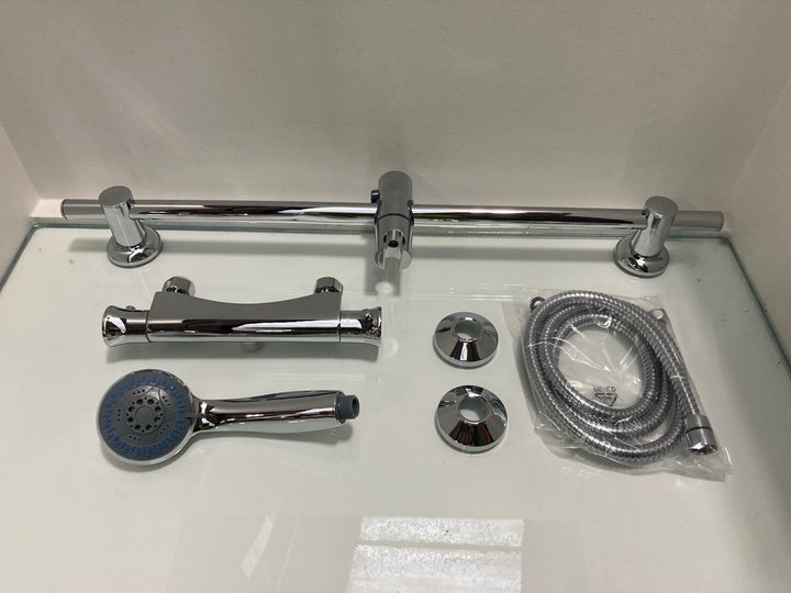 Lot 593  
            Marchington SR19 - Delivery or Collection 

                
THERMOSTATIC BAR SHOWER VALVE IN CHROME WITH SHOWER SLIDE RAIL KIT, MULTI FUNCTIO...