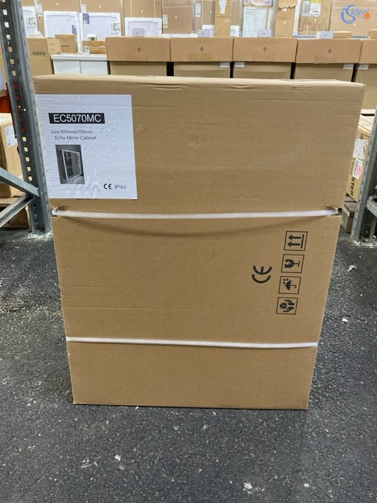 Lot 627  
            Marchington SR19 - Collection 

                
(COLLECTION ONLY) WALL MOUNTED 1 DOOR ECHO ILLUMINATED BATHROOM MIRROR CABINET 70...