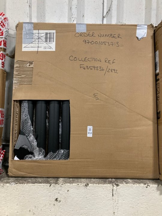 Lot 653  
            Marchington SR19 - Delivery or Collection 

                
BLACK HORIZONTAL SINGLE OVAL TUBED RADIATOR 590 X 635MM - ORIGINAL RRP £248: LOCA...