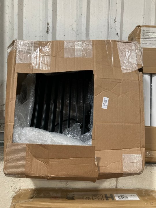 Lot 656  
            Marchington SR19 - Delivery or Collection 

                
ANTHRACITE OIL FILLED HEATER 425 X 595MM - ORIGINAL RRP £109: LOCATION - B2