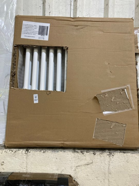 Lot 667  
            Marchington SR19 - Delivery or Collection 

                
TRADITIONAL HORIZONTAL 2 COLUMN CAST IRON STYLE RADIATOR IN WHITE 605 X 600MM - O...